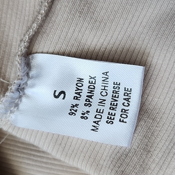 Wishlist Ribbed Mock Champagne - Picture 4 of 7